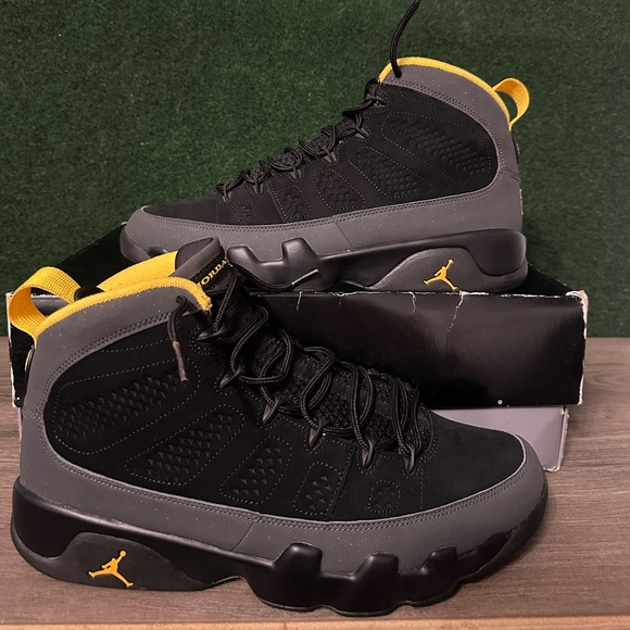 Jordan 9 Retro ‘Dark Charcoal Grey University Gold’ Size 11 - Picture 5 of 11